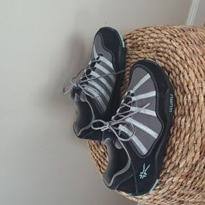 KURU Womens Chicane Hiking/Trail/Outdoor Black Suede Sneakers S-10‎
